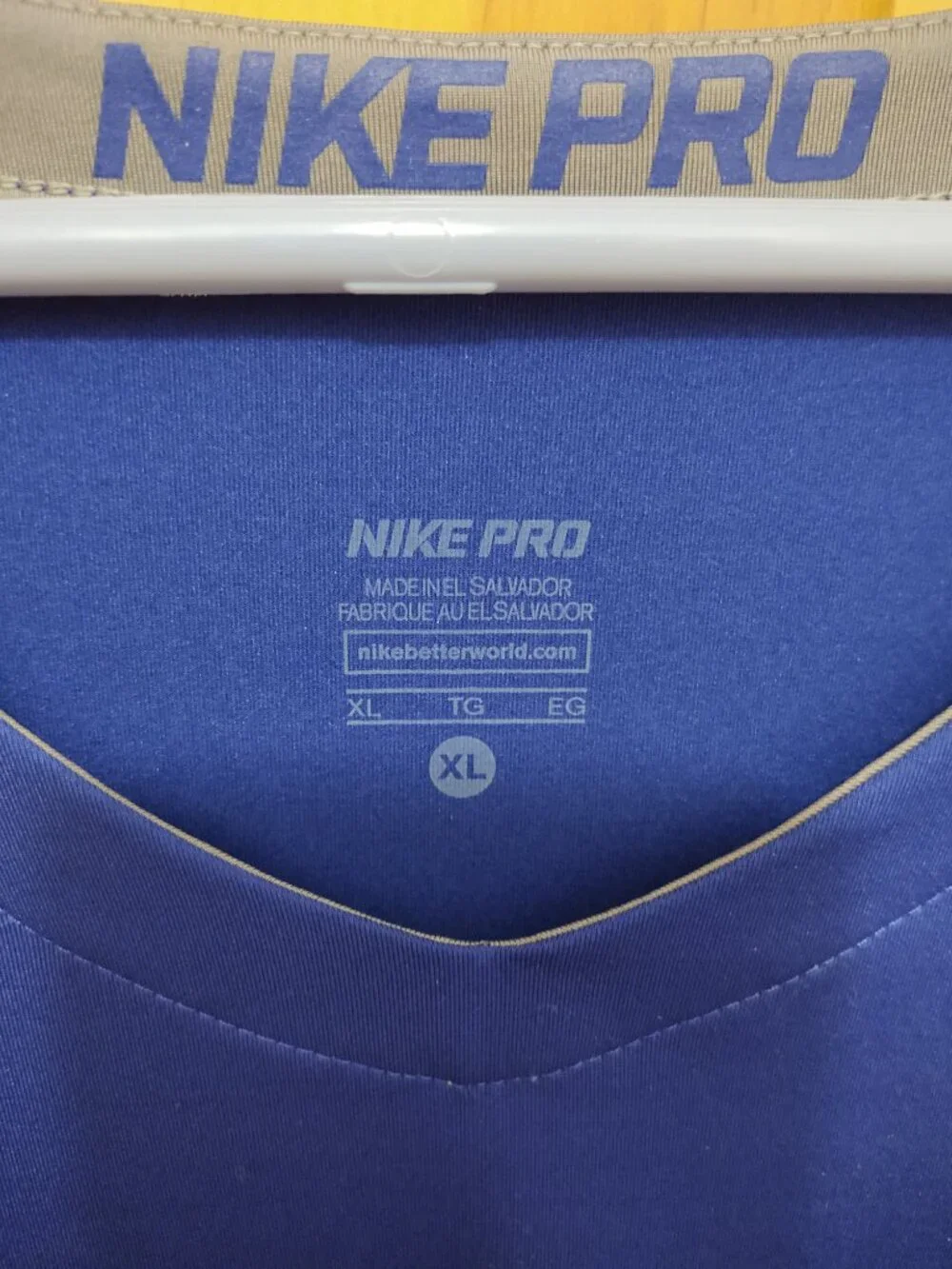Nike Pro Compression Fitted V-Neck Training Top Court Blue Size XL